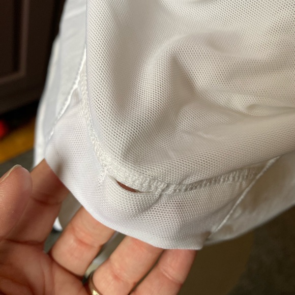 Lululemon White Mesh Back Deep V Tank - Picture 8 of 9